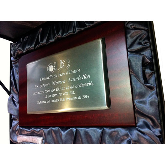 placa con grabado a diamante para empresa